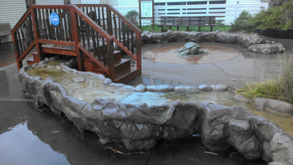 Bay Area Discovery Muesum_Learning Landscapes Design_raised water feature